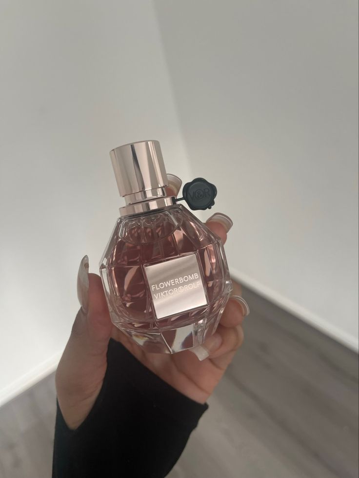Flowerbomb Eau de Parfum