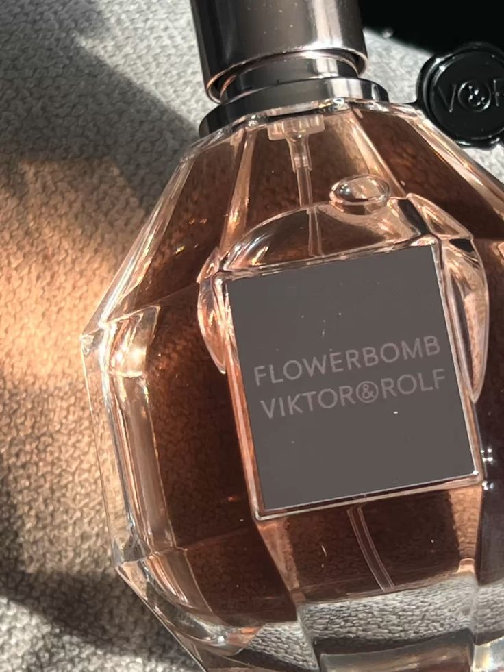 Flowerbomb Eau de Parfum